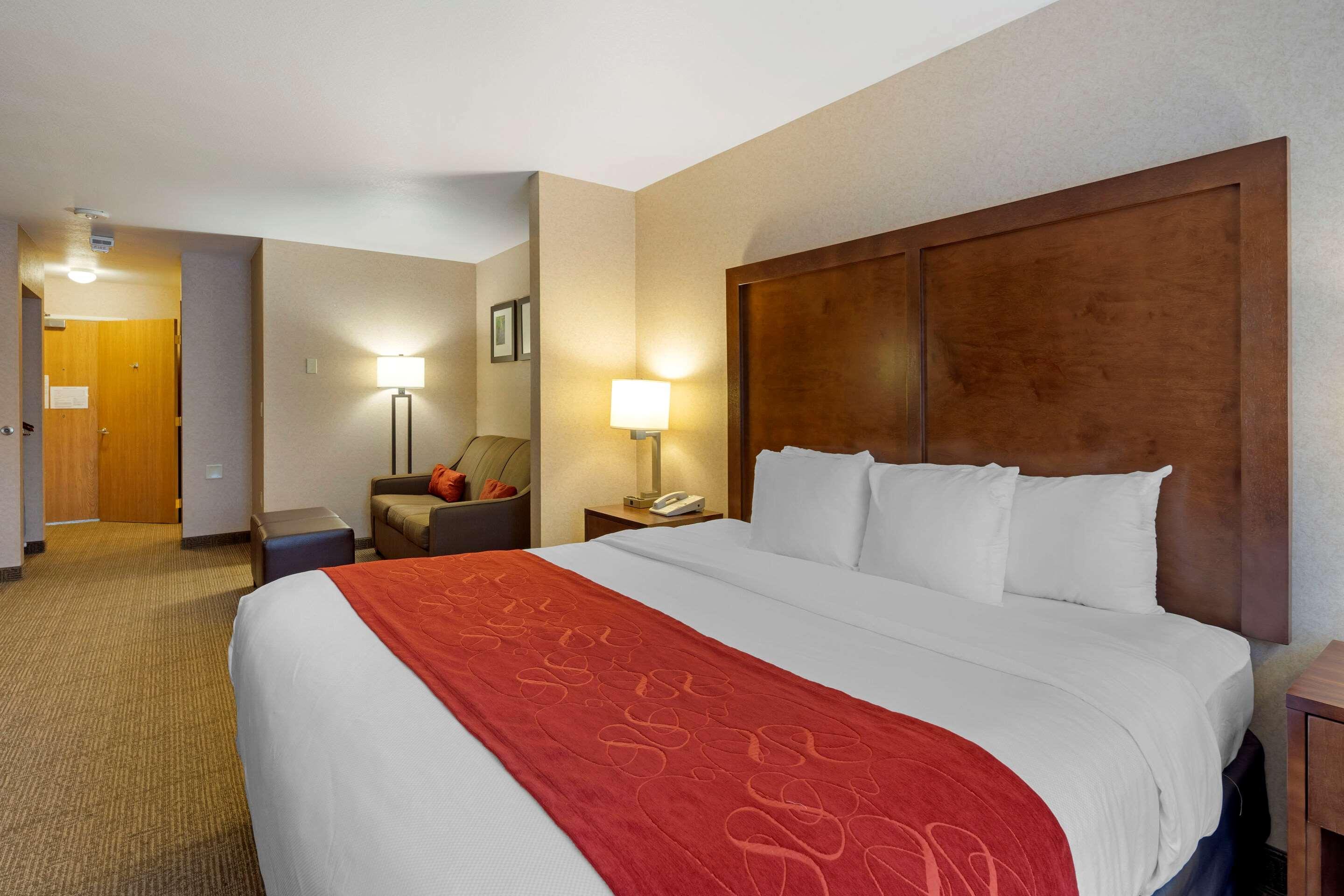 Comfort Suites Anchorage International Airport Экстерьер фото