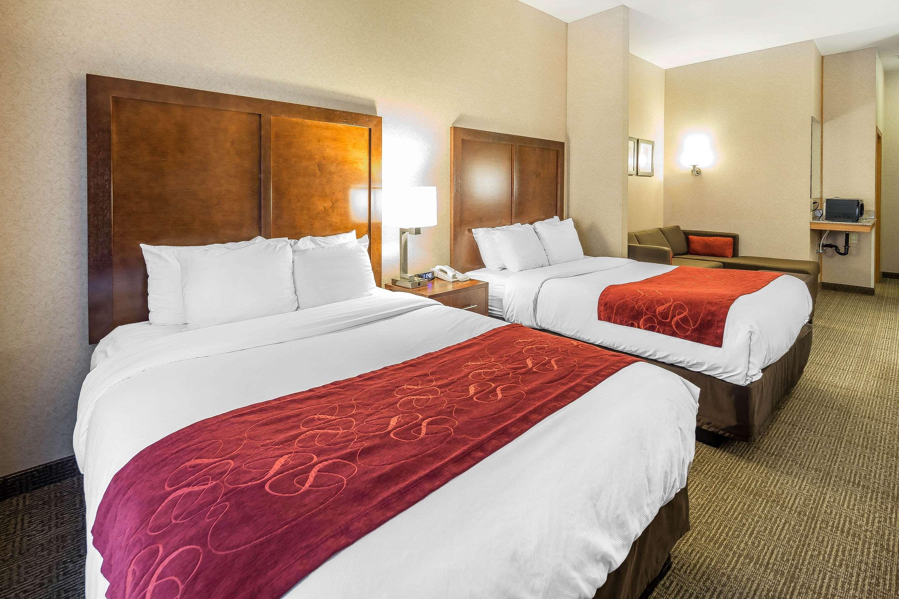 Comfort Suites Anchorage International Airport Экстерьер фото