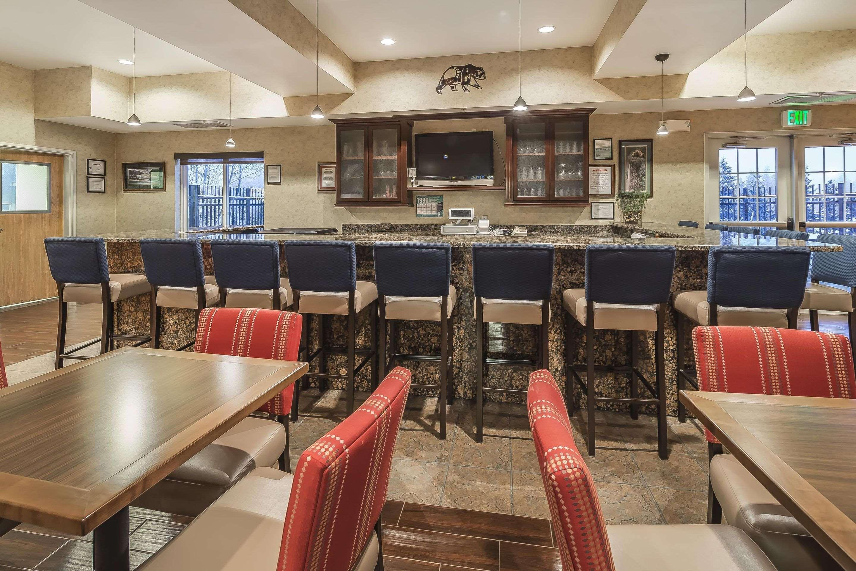 Comfort Suites Anchorage International Airport Экстерьер фото